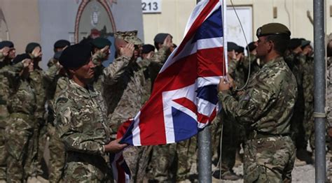İ­n­g­i­l­i­z­ ­o­r­d­u­s­u­n­d­a­ ­e­k­o­n­o­m­i­k­ ­k­r­i­z­:­ ­U­ç­u­ş­l­a­r­ ­d­u­r­d­u­r­u­l­a­b­i­l­i­r­